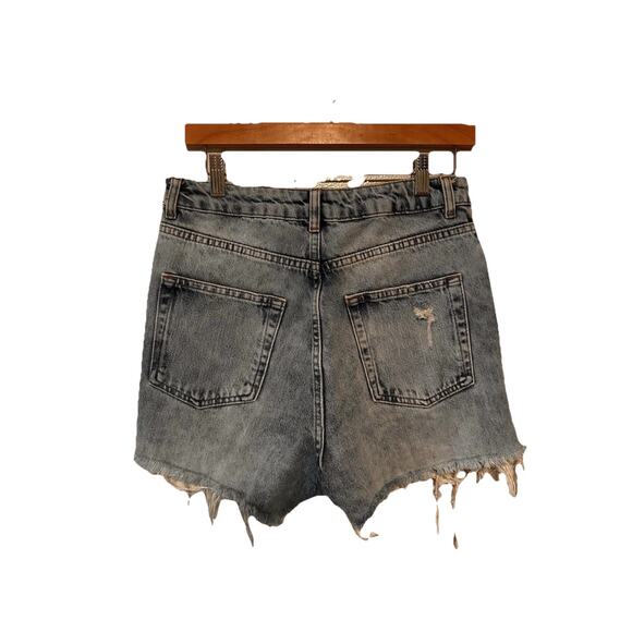 TopShop Mom Denim Shorts Womens Sz 6 Cut off Distressed Raw Hem‎ High Rise Boho - Picture 2 of 7